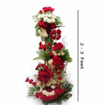 2 to 3 feet 50 red roses 50 white carnations