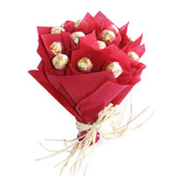 Bouquet of 16 Ferrero rochers