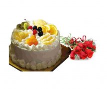 1/2 Kg Fresh fruit Cake with 6 Red Roses