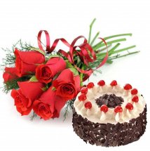 1/2 Kg Black forest Cake with 6 Red Roses