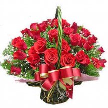 24 red roses Basket